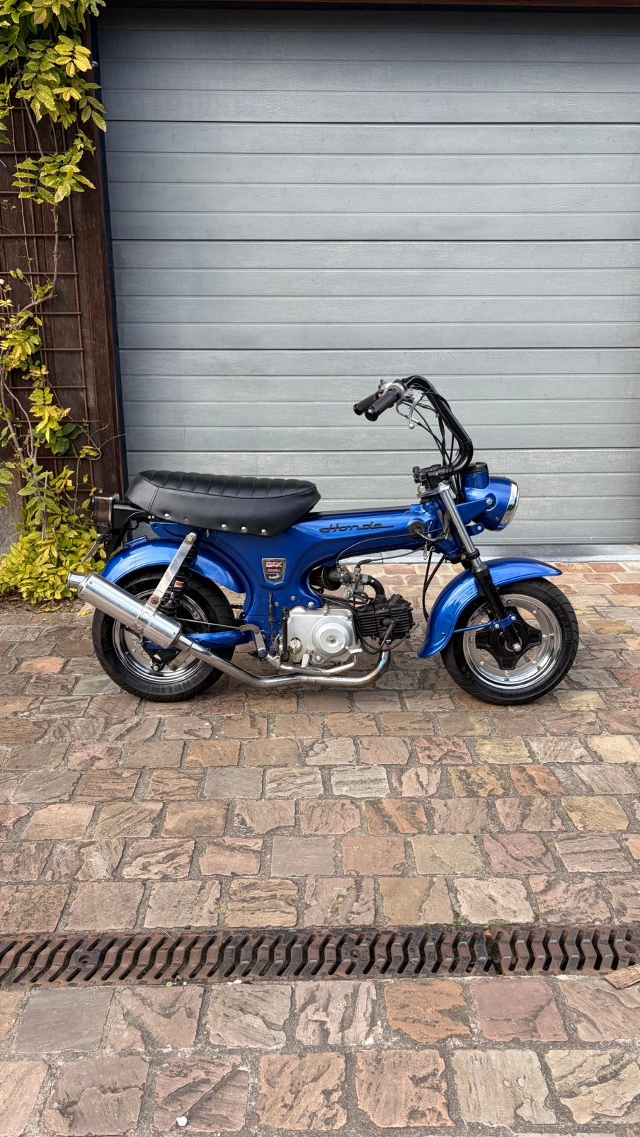 Dax 50cc lowrider, Fietsen en Brommers, Ophalen, Zo goed als nieuw