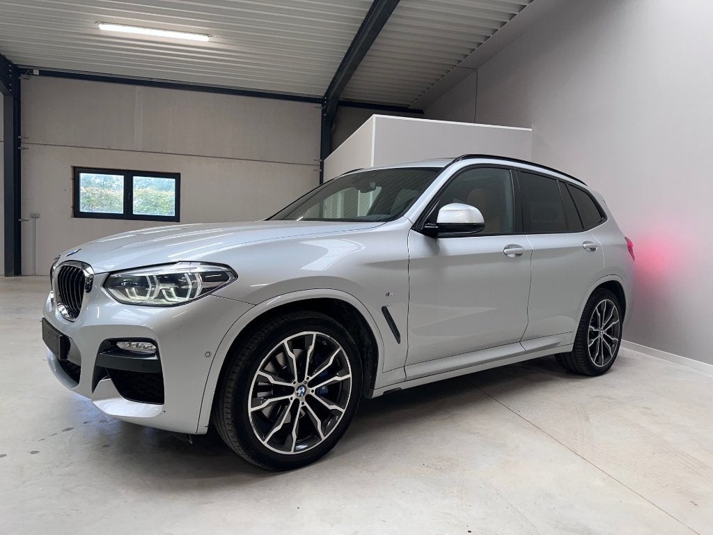 BMW X3 2.0 xDrive30i M Pack Pano Keyless HUD Led Full Option, Autos, Argent ou Gris, Achat, Euro 6, Entreprise