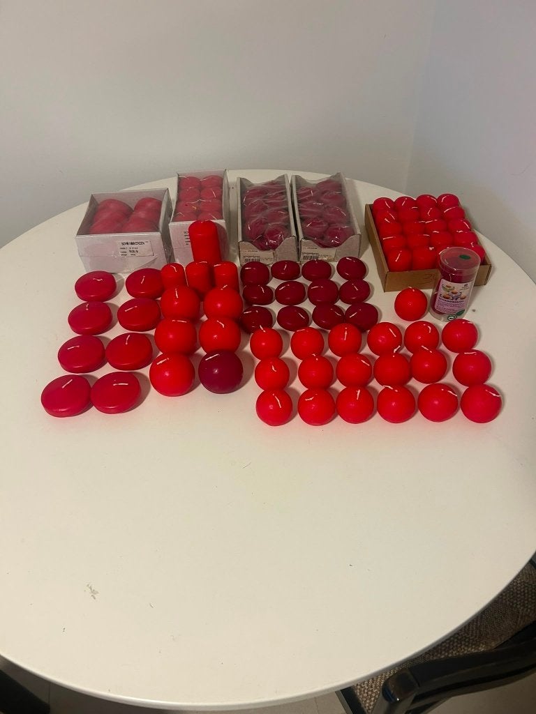 Bougies rouges (137), Enlèvement ou Envoi, Neuf, Rouge, Bougie