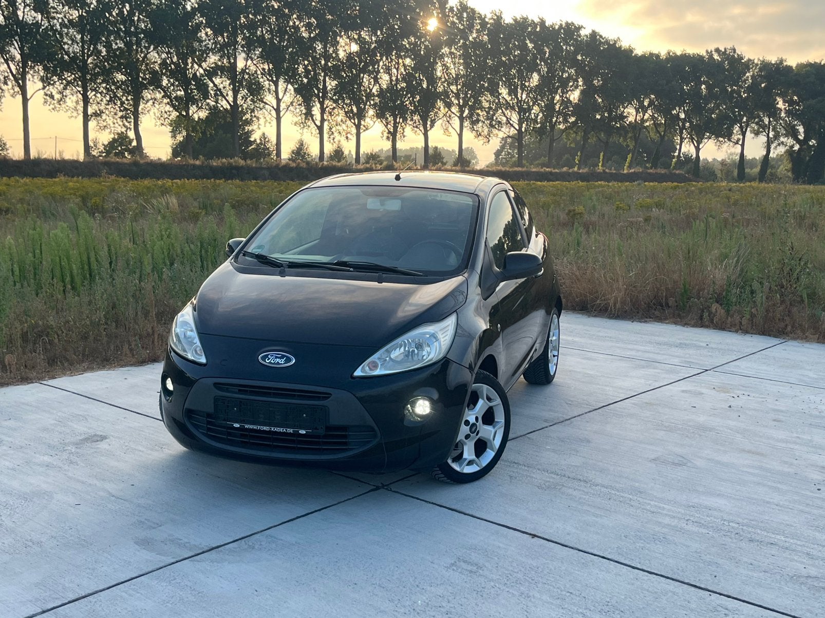 Ford Ka - 97 000 km | CLIMATISATION | CARPLAY, Autos, Ford, Entreprise, Achat, Ka, Android Auto, Essence, Euro 4, Hatchback, 3 portes