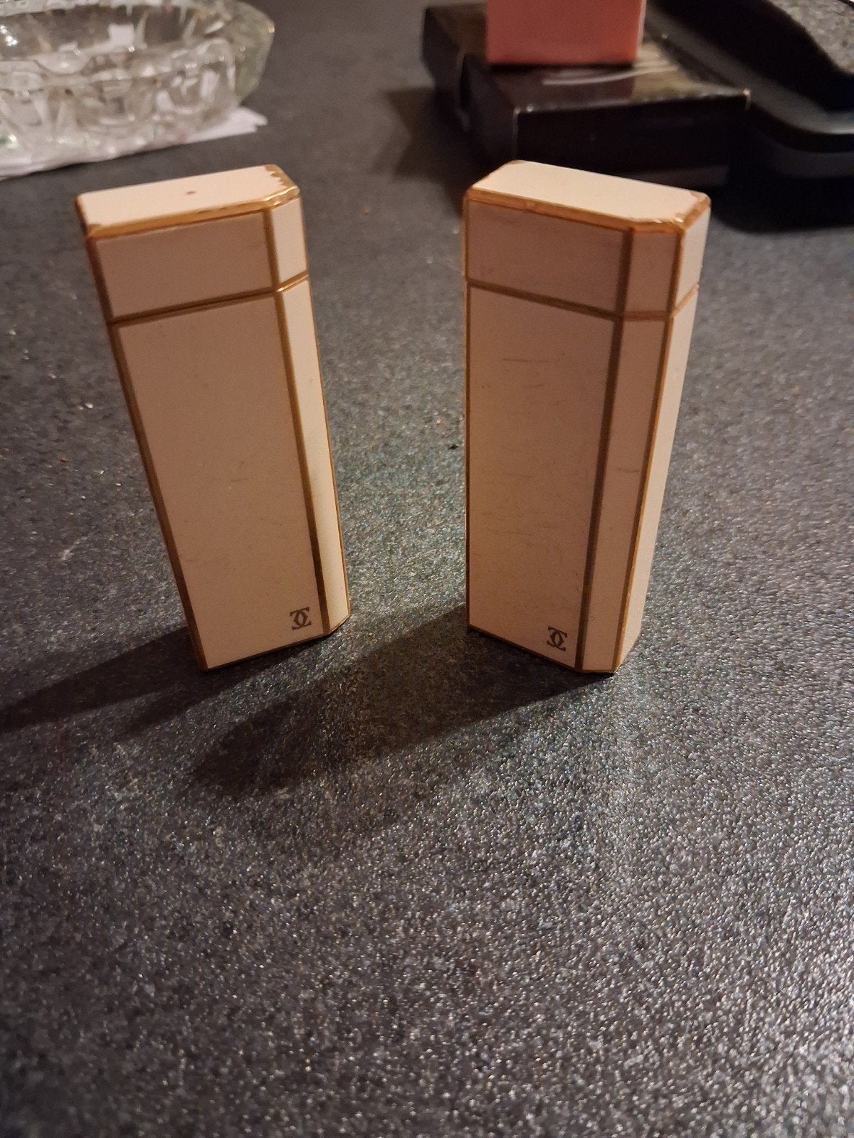 briquets, Enlèvement ou Envoi, Briquet