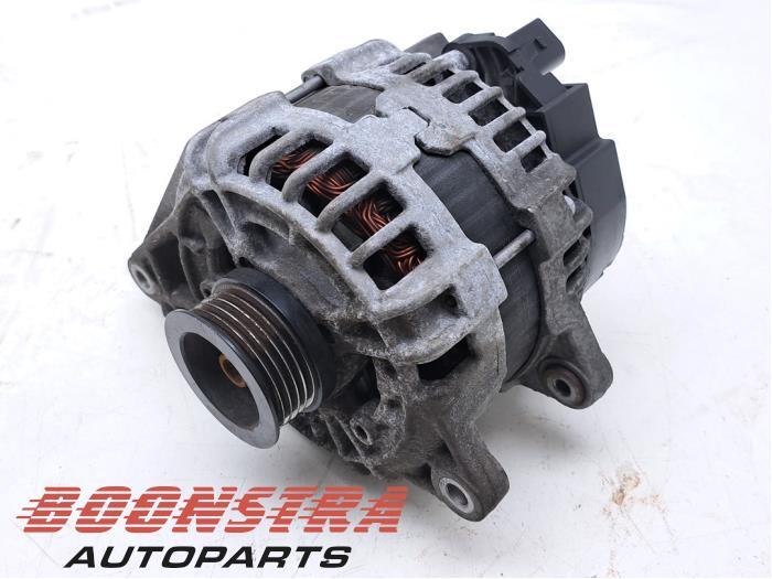 Dynamo d'un Mercedes CLA, 3 mois de garantie, Utilisé, -, -