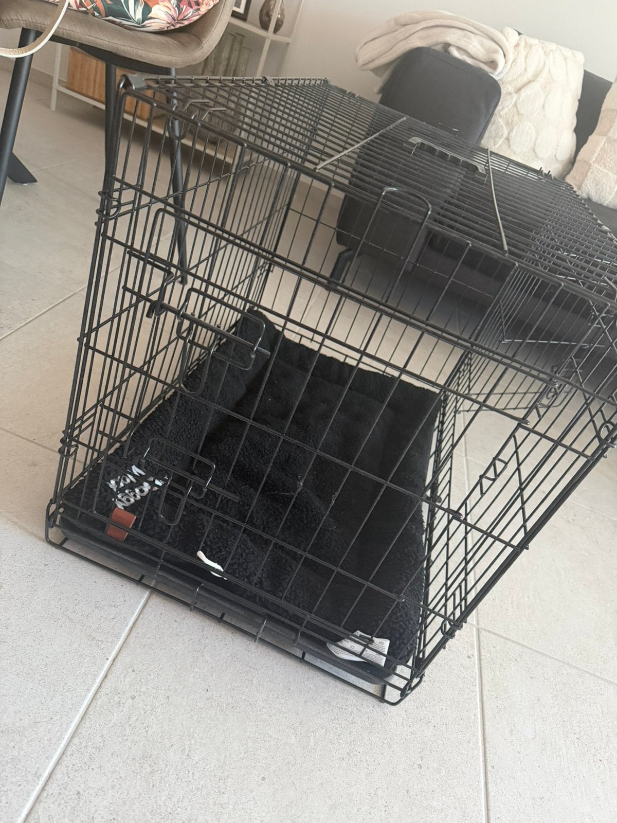 Honden bench zo goed als nieuw met kussen, Ophalen, Zo goed als nieuw