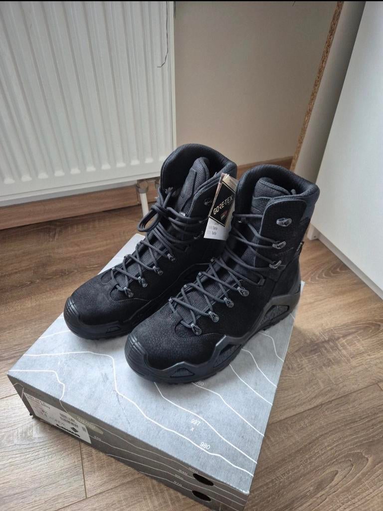 Chaussures Neuves Lowa Z8N GTX, Vêtements | Hommes, Chaussures, Neuf, Lowa, Bottes, Enlèvement ou Envoi