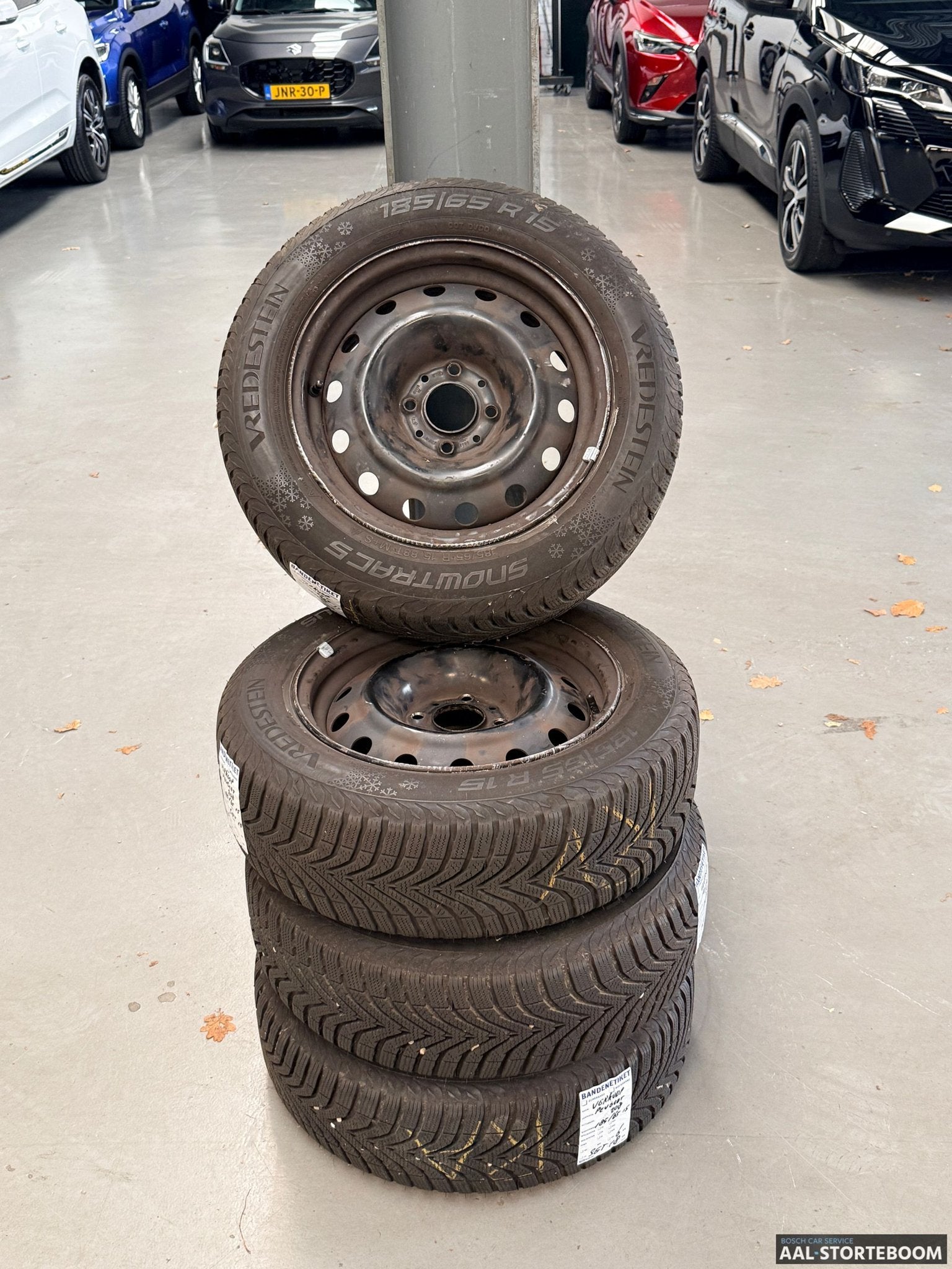 Winterbandenset op stalen velgen voor Peugeot 208, Auto-onderdelen, Banden en Velgen, Ophalen, Gebruikt, 15 inch, -