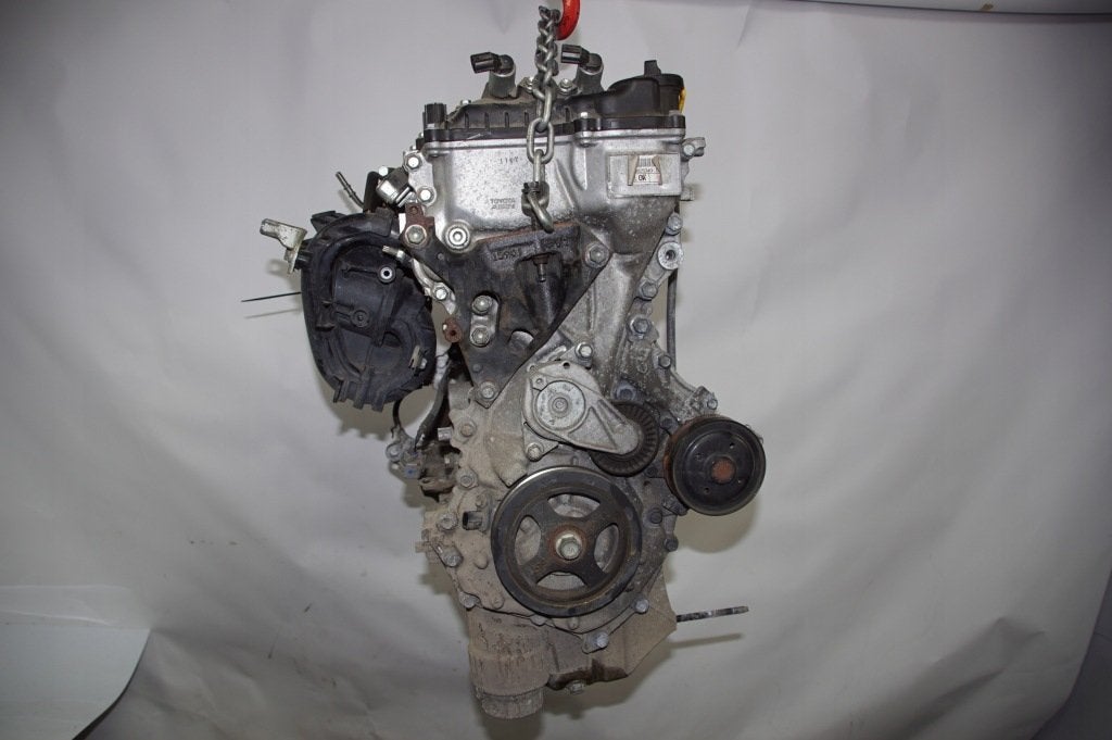Moteur 1NRFE Nu TOYOTA AURIS, Envoi, Utilisé, Skoda