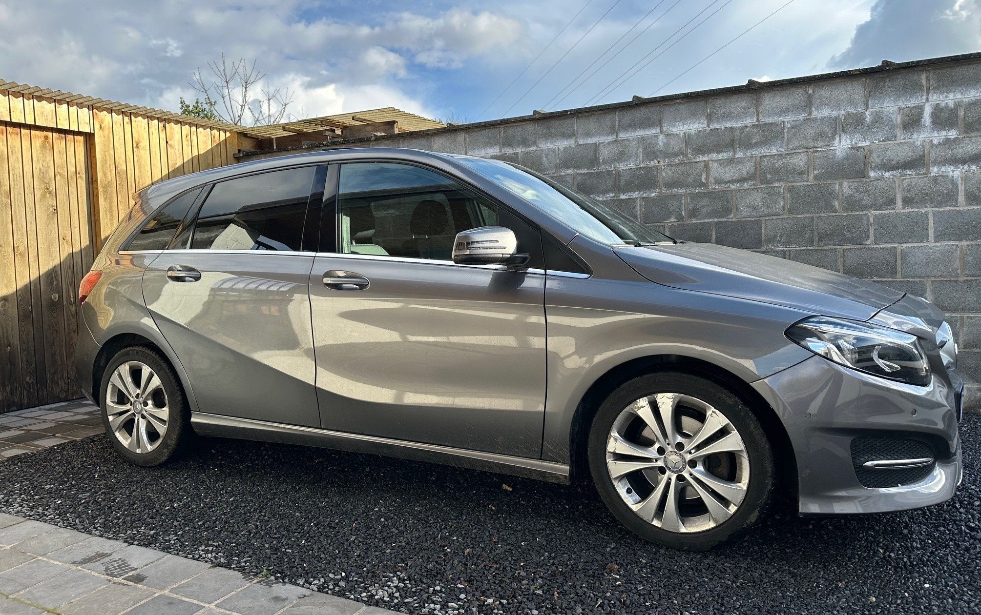 Mercedes-Benz B-Klasse 220 i 4-Matic Pano Led Navi Leder Cam, Autos, Cuir, Argent ou Gris, Achat, Entreprise