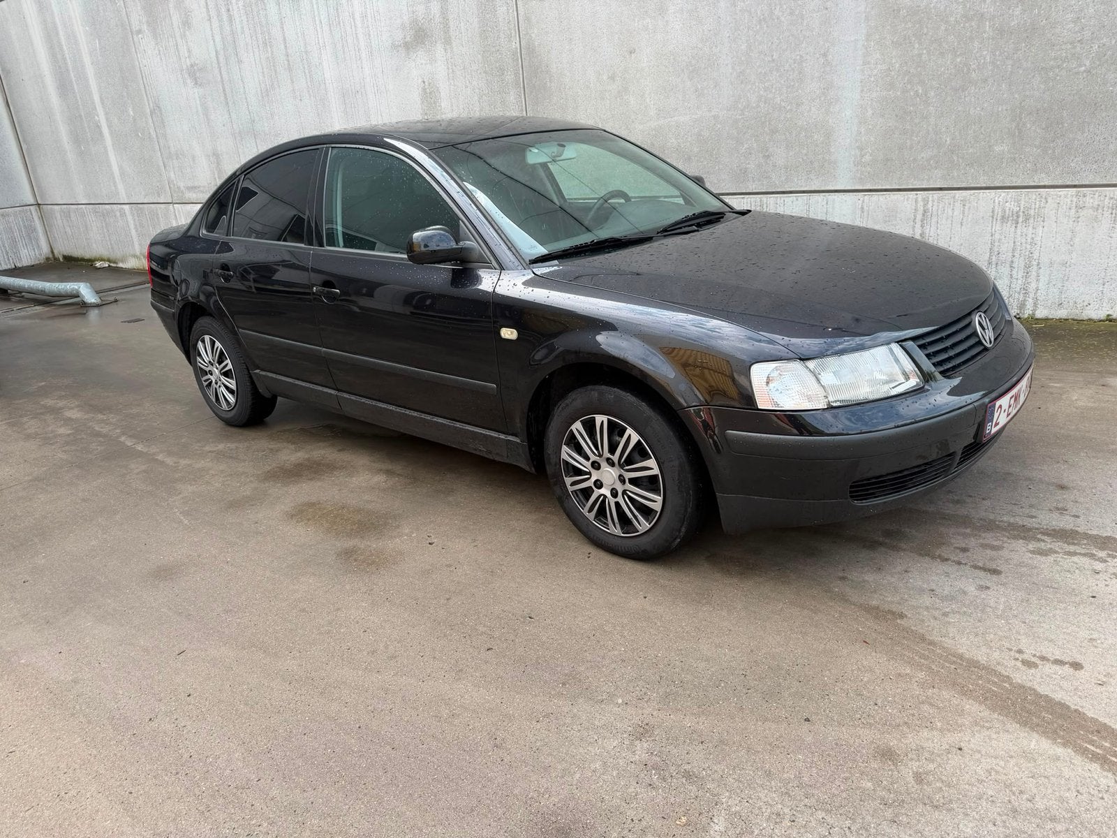 Volkswagen Passat 1.8 Essence, Autos, Volkswagen, Achat, Capteur de lumière, Boîte manuelle, Berline