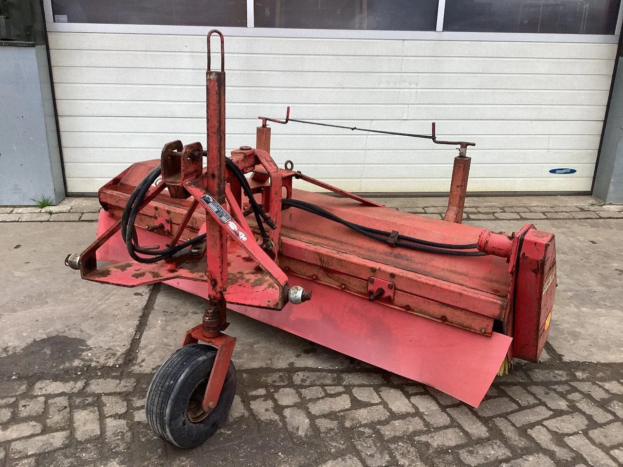 Diversen Schrijver Veegmachine, Zakelijke goederen