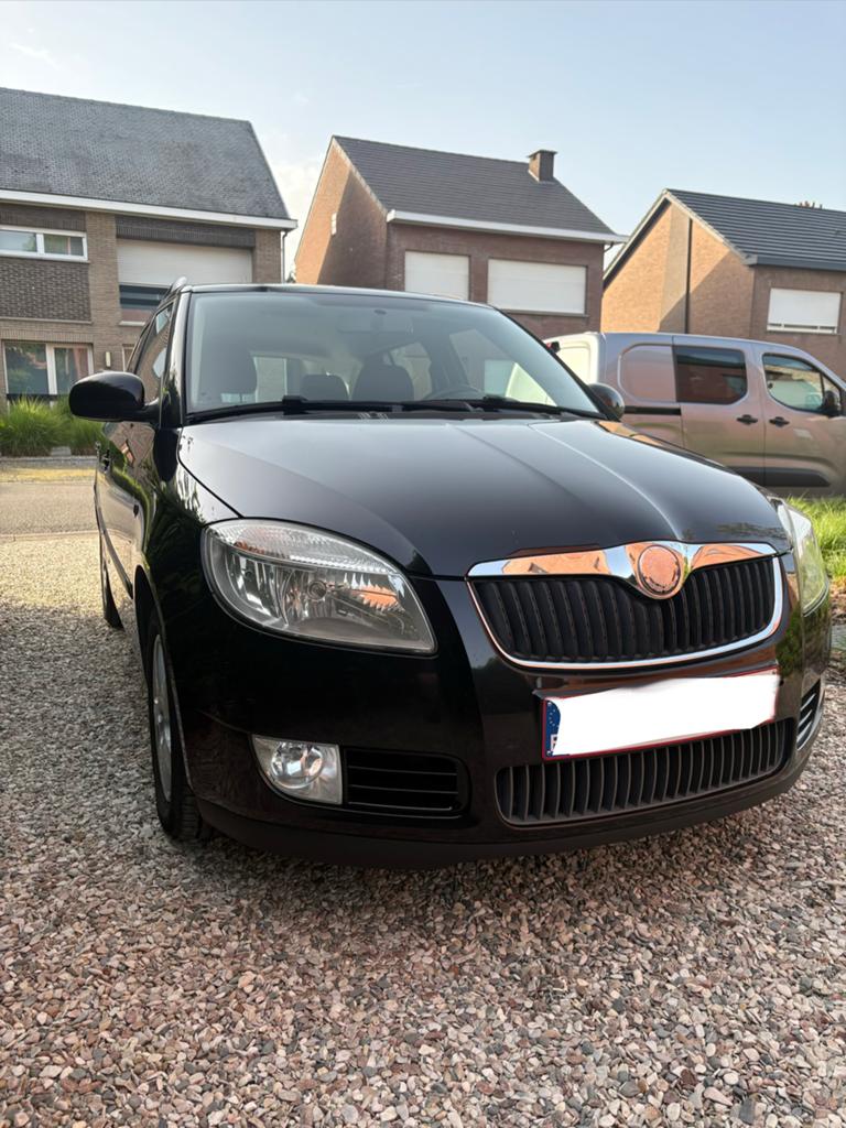 Skoda Fabia Combi 1.4 TDI, Auto's, Voorwielaandrijving, Stof, Elektrische ramen, Zwart