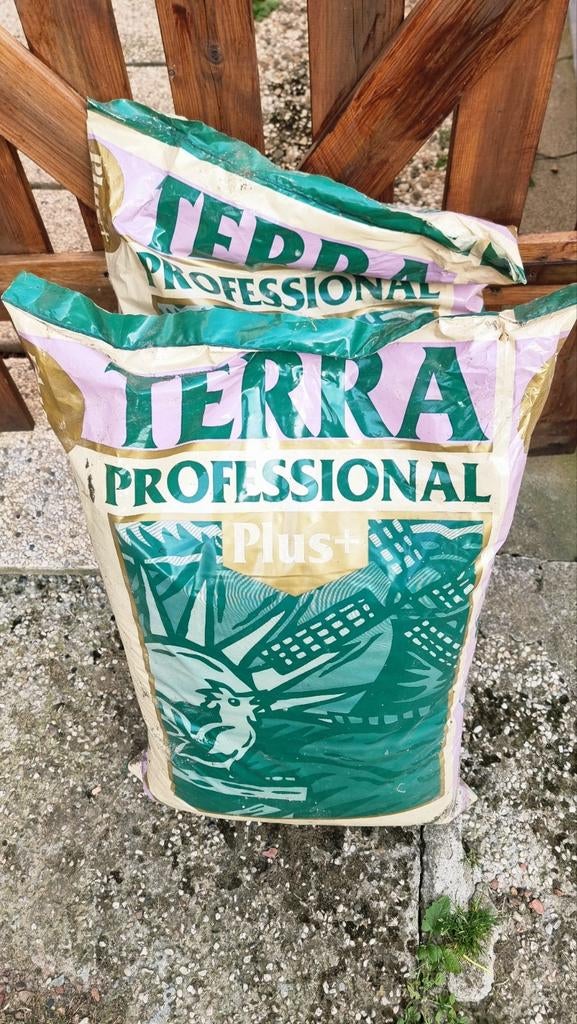 Terra Canna Professional Plus-bodems