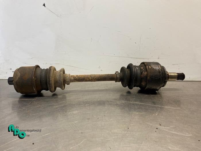 Arbre de transmission arrière droit d'un Mercedes 260SE-600, 3 mois de garantie, Utilisé, -, -