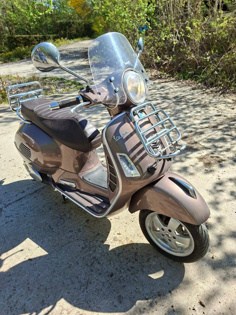 Vespa 300 gts touring, Fietsen en Brommers, Scooters | Vespa, Ophalen of Verzenden