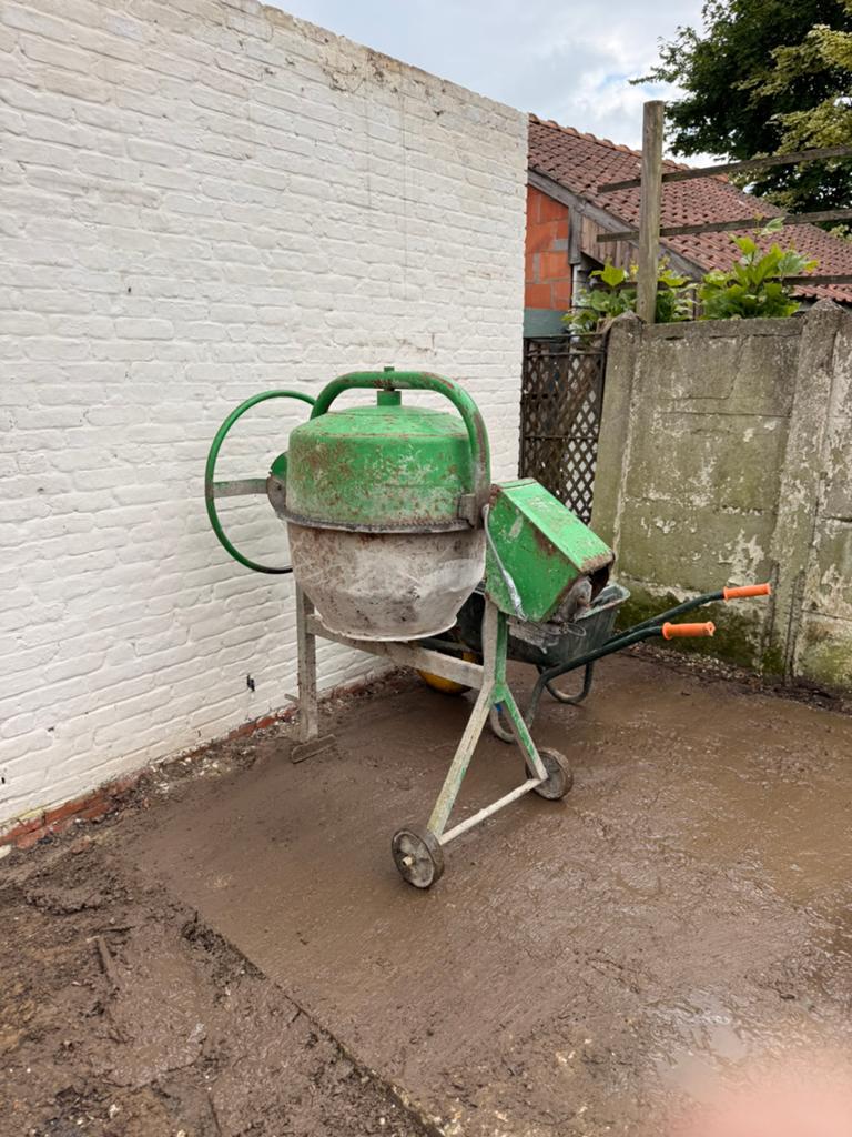 Perfect werkende betonmolen, Ophalen, Zo goed als nieuw