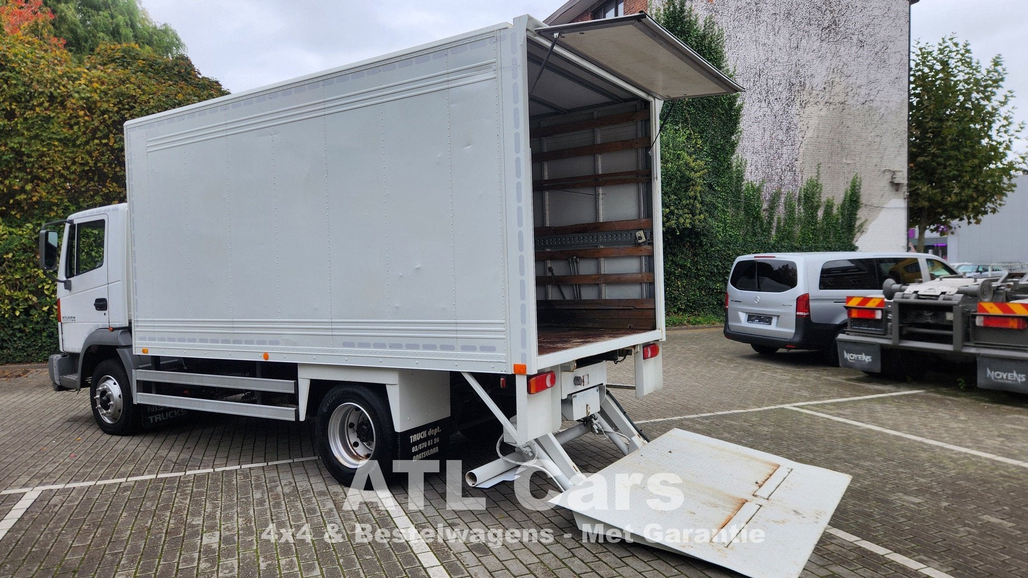 Nissan 1 Atleon | 87000km | Lift | Airco | Keuring+Garantie, Auto's, Overige merken, Stof, 117 kW, 159 pk