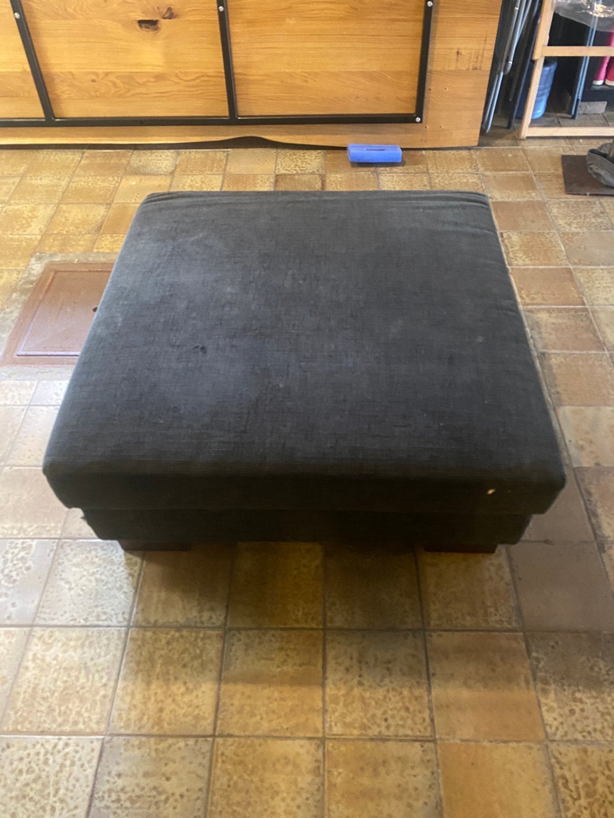 Pouf repose pieds, Enlèvement, Utilisé, Bois