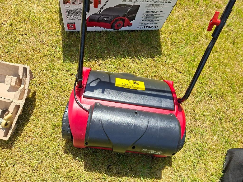 Scarificateur - Aérateur de pelouse, Tuin en Terras, Verticuteermachines, Ophalen, Zo goed als nieuw, Benzine