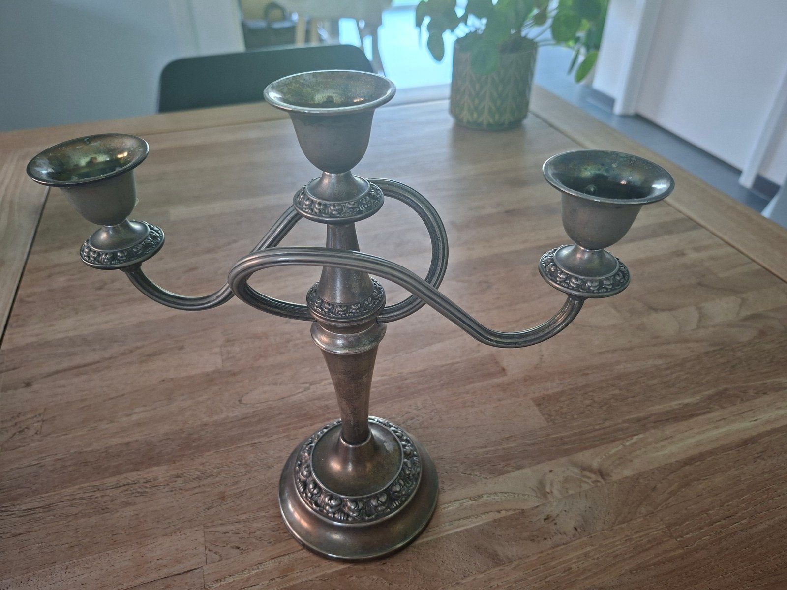 Verzilverde Art deco kandelaar Lanthe England, Ophalen of Verzenden, Zilver