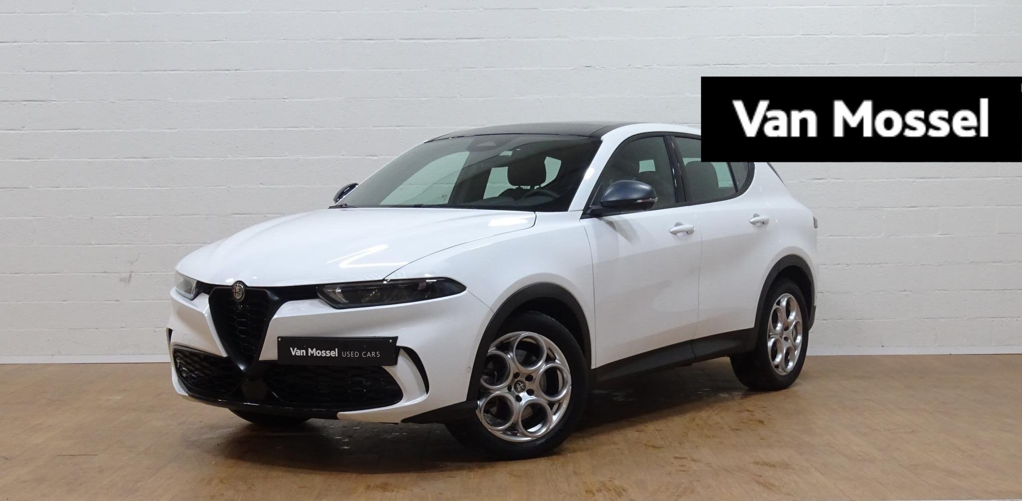 Alfa Romeo Tonale 1.5T Hybrid Sprint+leder+gps+camera+pano, Auto's, Gebruikt, Zwart, Wit, Leder