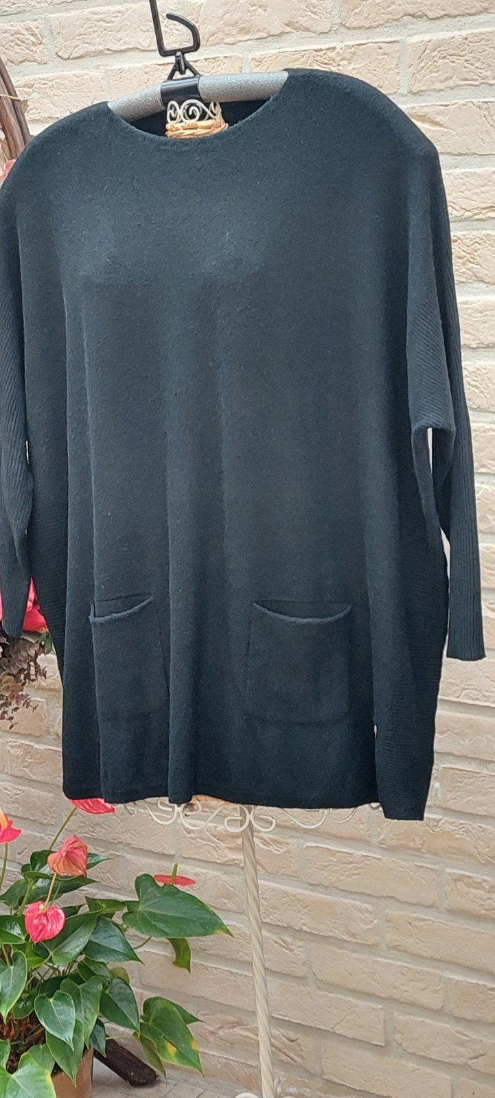 trui 72cm van oksel tot oksel, Kleding | Dames, Ophalen of Verzenden, Zo goed als nieuw, Zwart, Trui of Vest