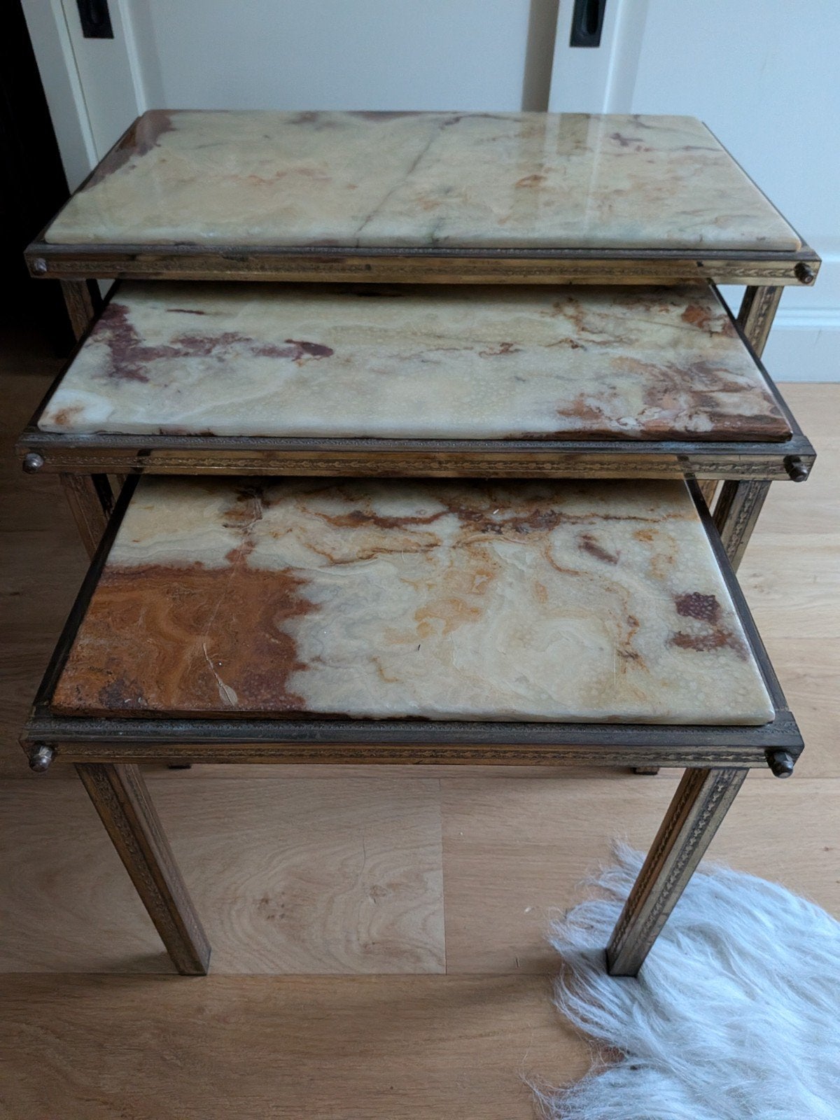 Tables d'appoint en marbre imbriquées Hollywood Regency - la, Enlèvement
