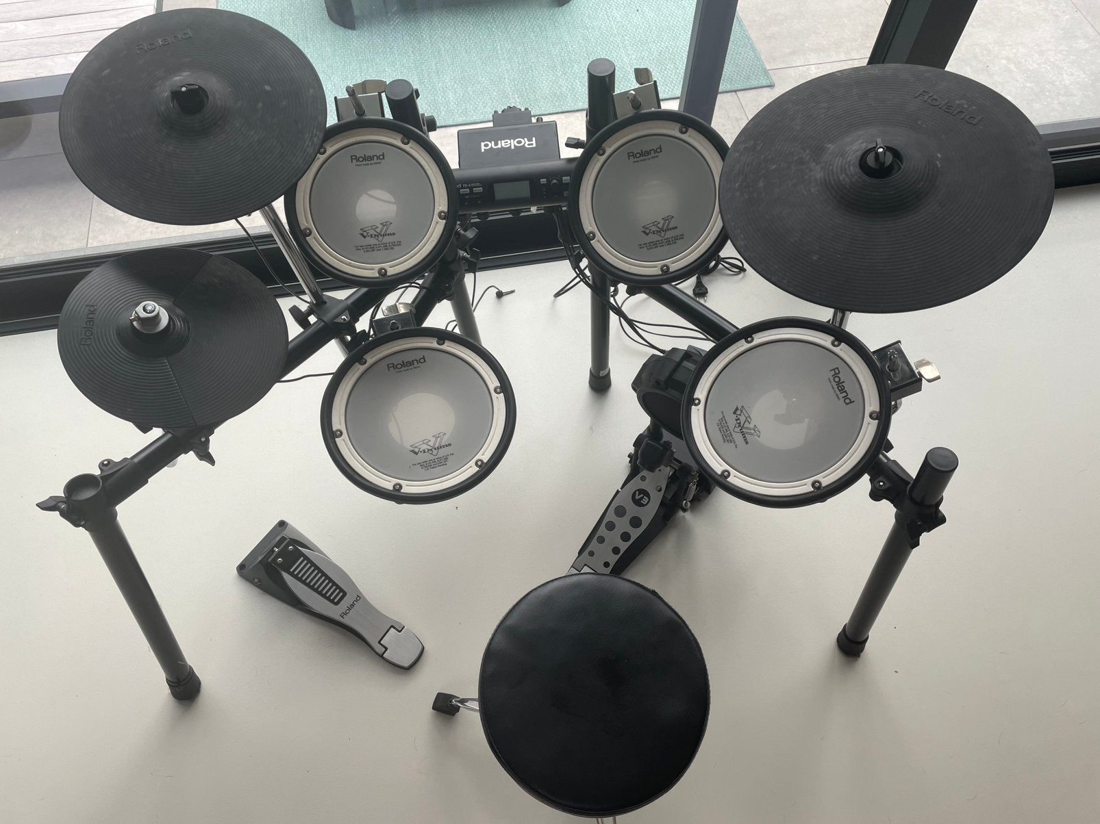 Elektrisch drumstel + speakers, Muziek en Instrumenten, Drumstellen en Slagwerk, Ophalen, Gebruikt, Roland, Elektronisch