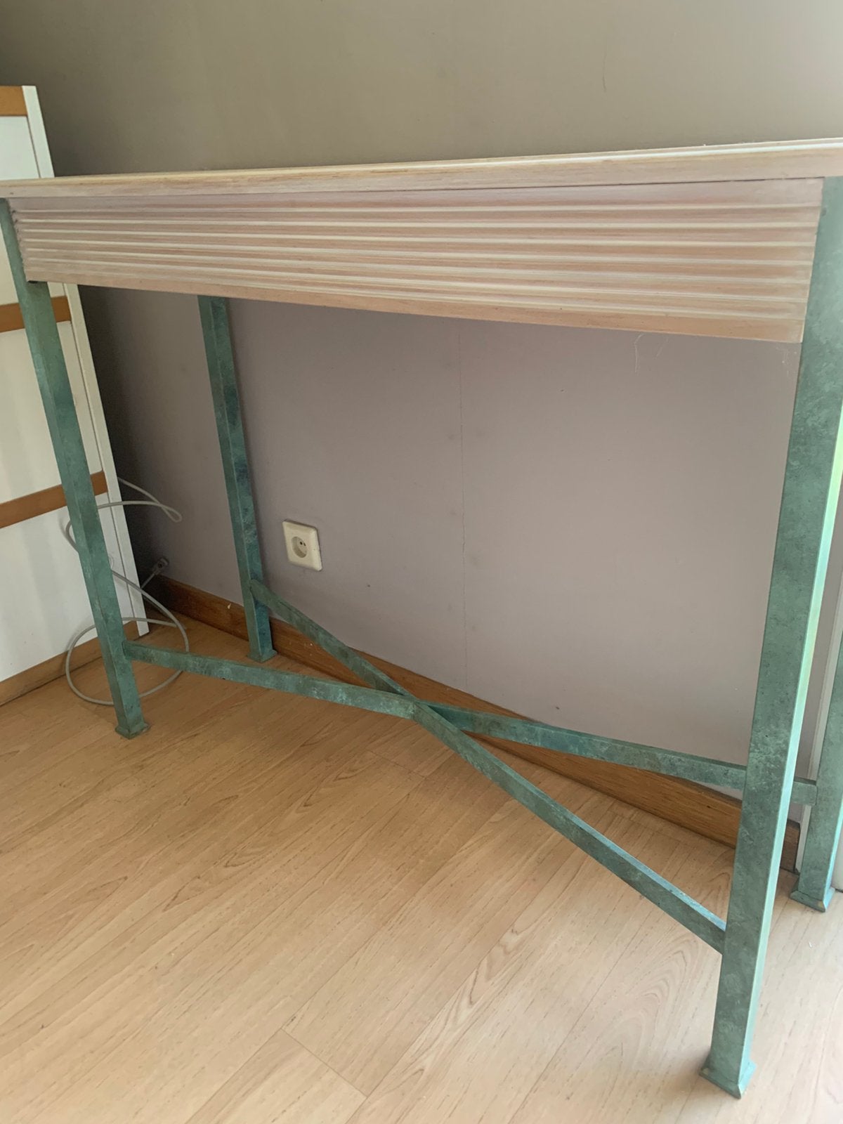 Console en bois, Rose, Comme neuf, Enlèvement, Classique