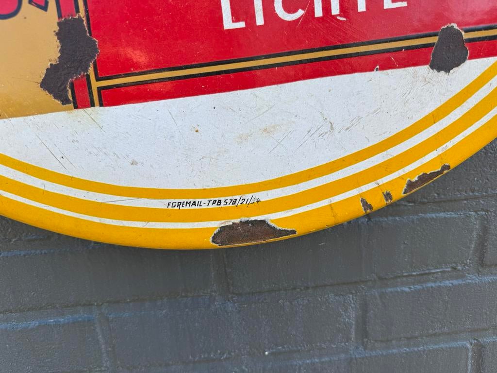 Panneau d'affichage en émail Saint-Michel, Enlèvement