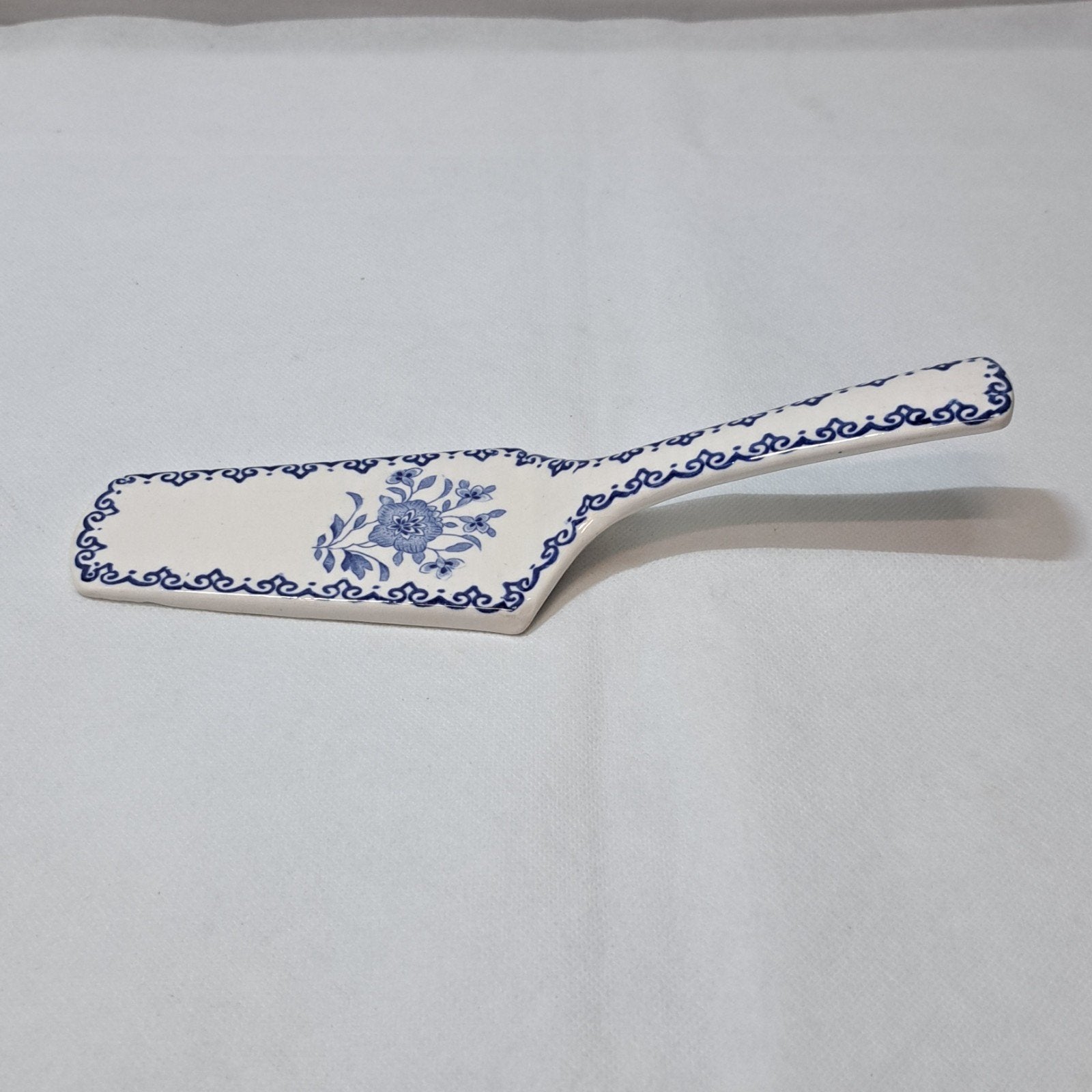 Boch Dordrechtse taartschep, Antiek en Kunst