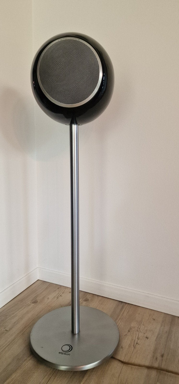 Elipson Planet L luidspreker/ designobject, Enlèvement