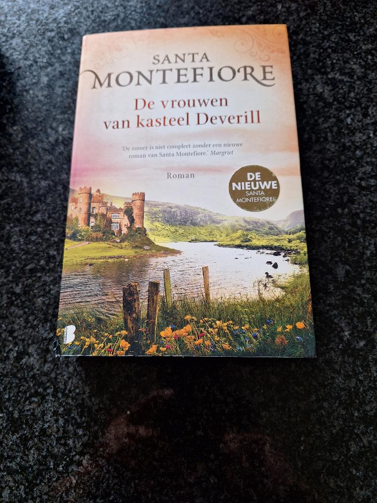 Santa Montefiore : De vrouwen van kasteel Deverill, België, Ophalen of Verzenden, Santa Montefiore, Zo goed als nieuw