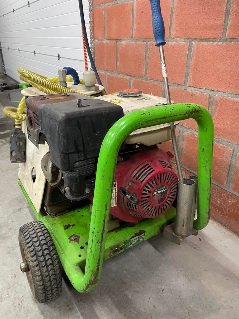 Hogedrukreiniger op benzine, Tuin en Terras, Hogedrukreinigers, Zo goed als nieuw, Benzine, Ophalen