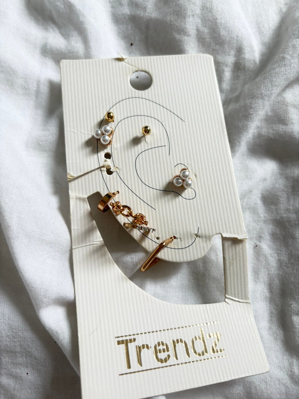 Oorbellen, Handtassen en Accessoires, Oorbellen, Ophalen, Hangers, Wit, Zo goed als nieuw