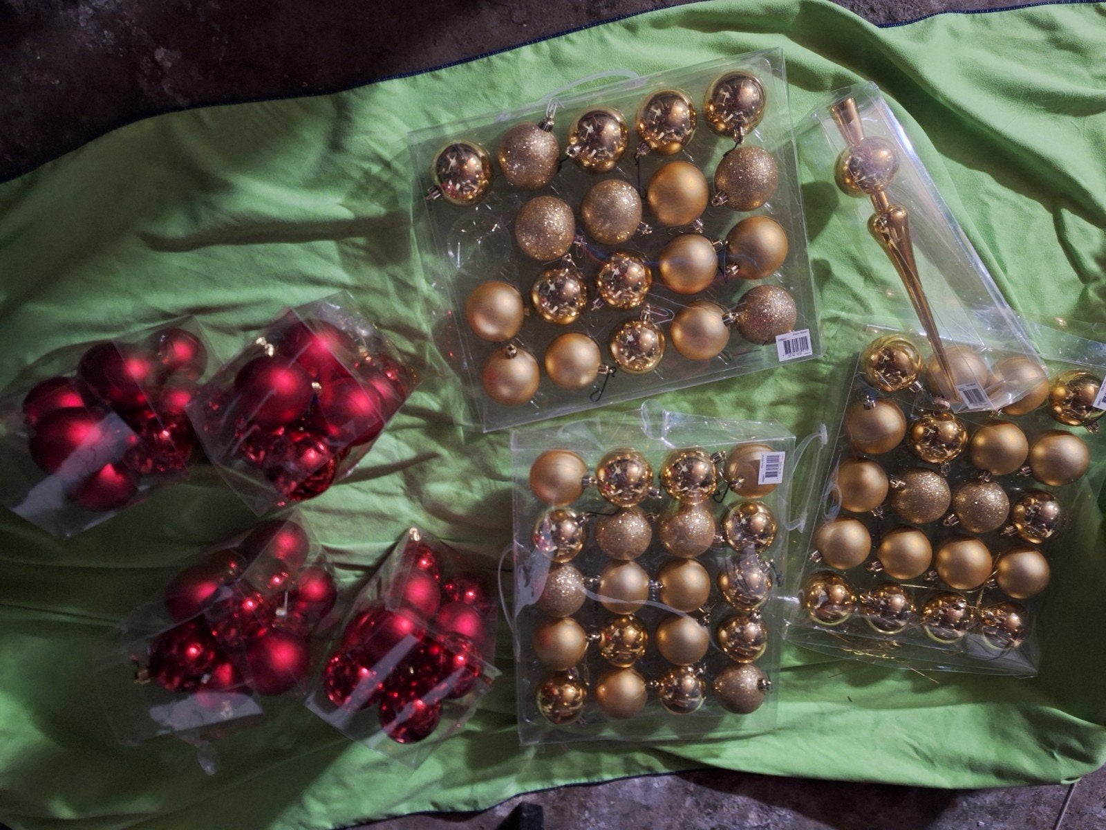 kerstballen, Ophalen
