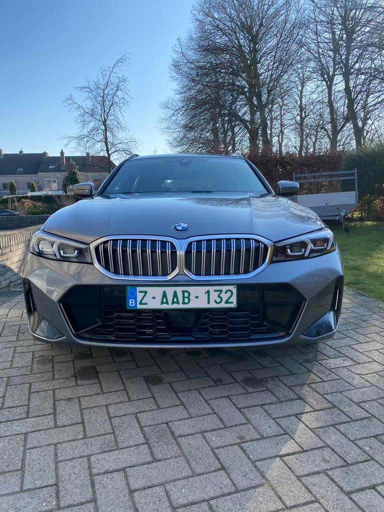 BMW 330I X-Drive M-Sport Touring 2025 (Facelift), Autos, BMW, Argent ou Gris, Achat, Euro 6, Entreprise