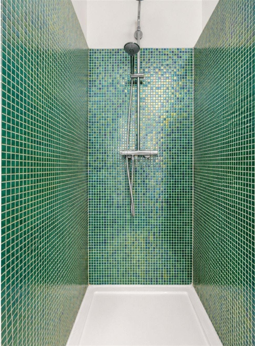 groene glasmozaiek tegels met olie-effect, 20 à 40 cm, Enlèvement, Autres matériaux, 20 à 40 cm