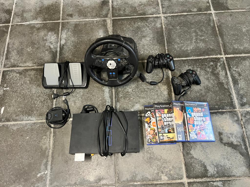 Playstation 2 met accessoires, Games en Spelcomputers, Spelcomputers | Sony PlayStation 2, Ophalen, Zo goed als nieuw