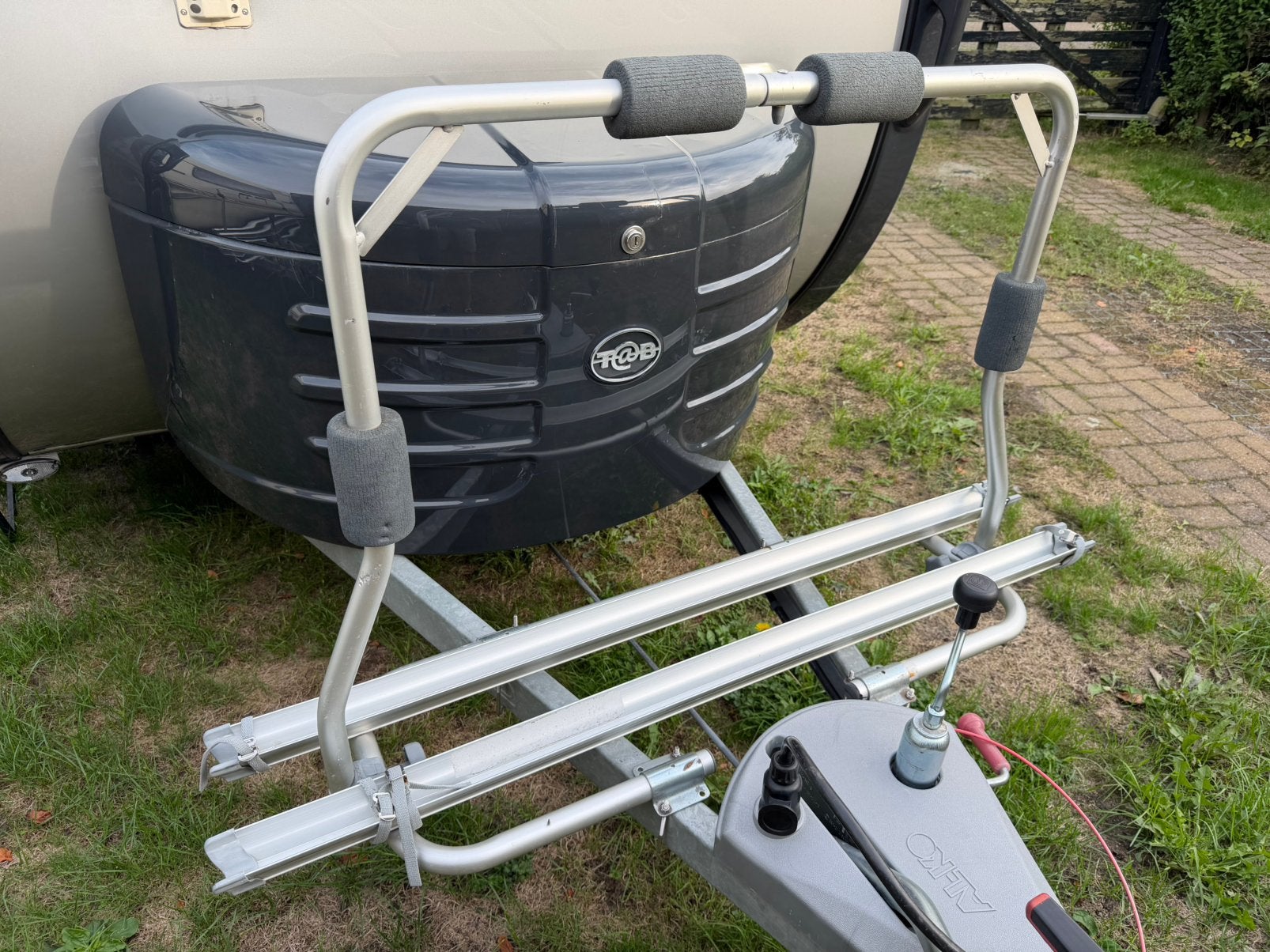 Porte-vélos léger pour deux vélos sur timon en zigst, Caravanes & Camping, Enlèvement, Comme neuf