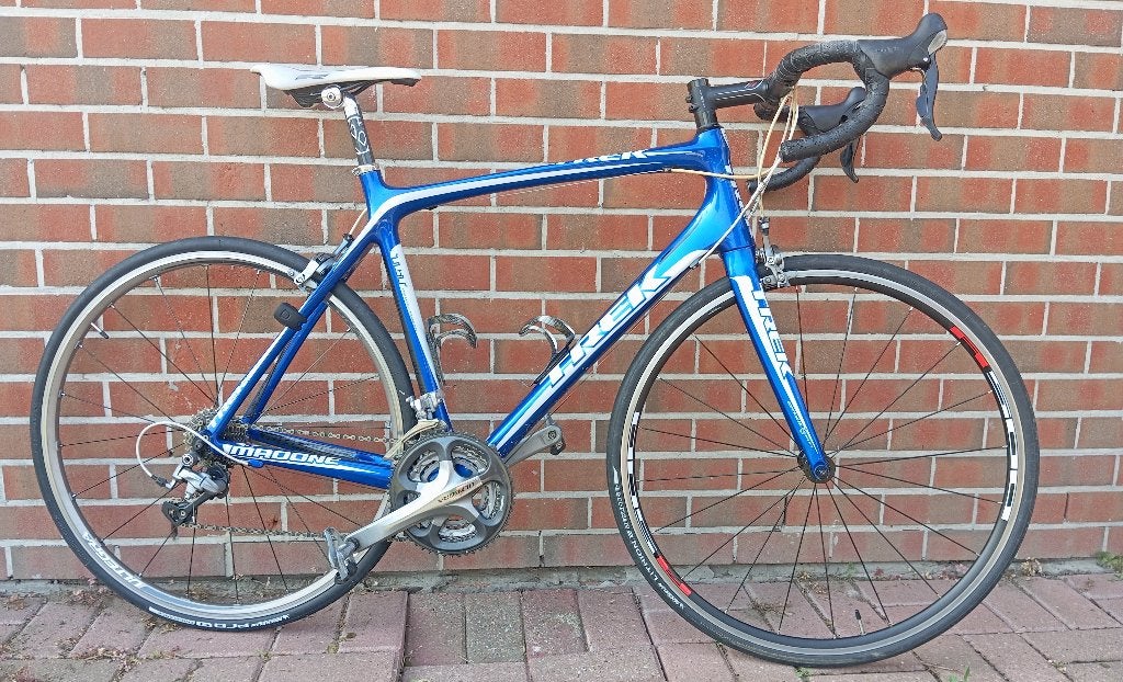 KOERSFIETS TREK MADONE 4.7 CARBON MET POWERMETER, Fietsen en Brommers, Gebruikt, Carbon, Velgrem, Meer dan 20 versnellingen