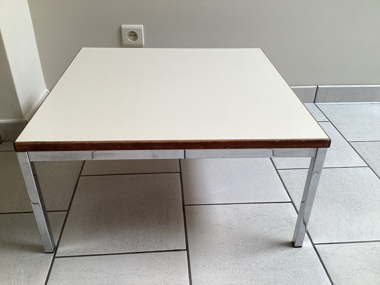 Vintage Mid-Century salontafel - beige & chroom (60 x 60 cm), Huis en Inrichting, Ophalen, Gebruikt, 50 tot 100 cm, Vierkant