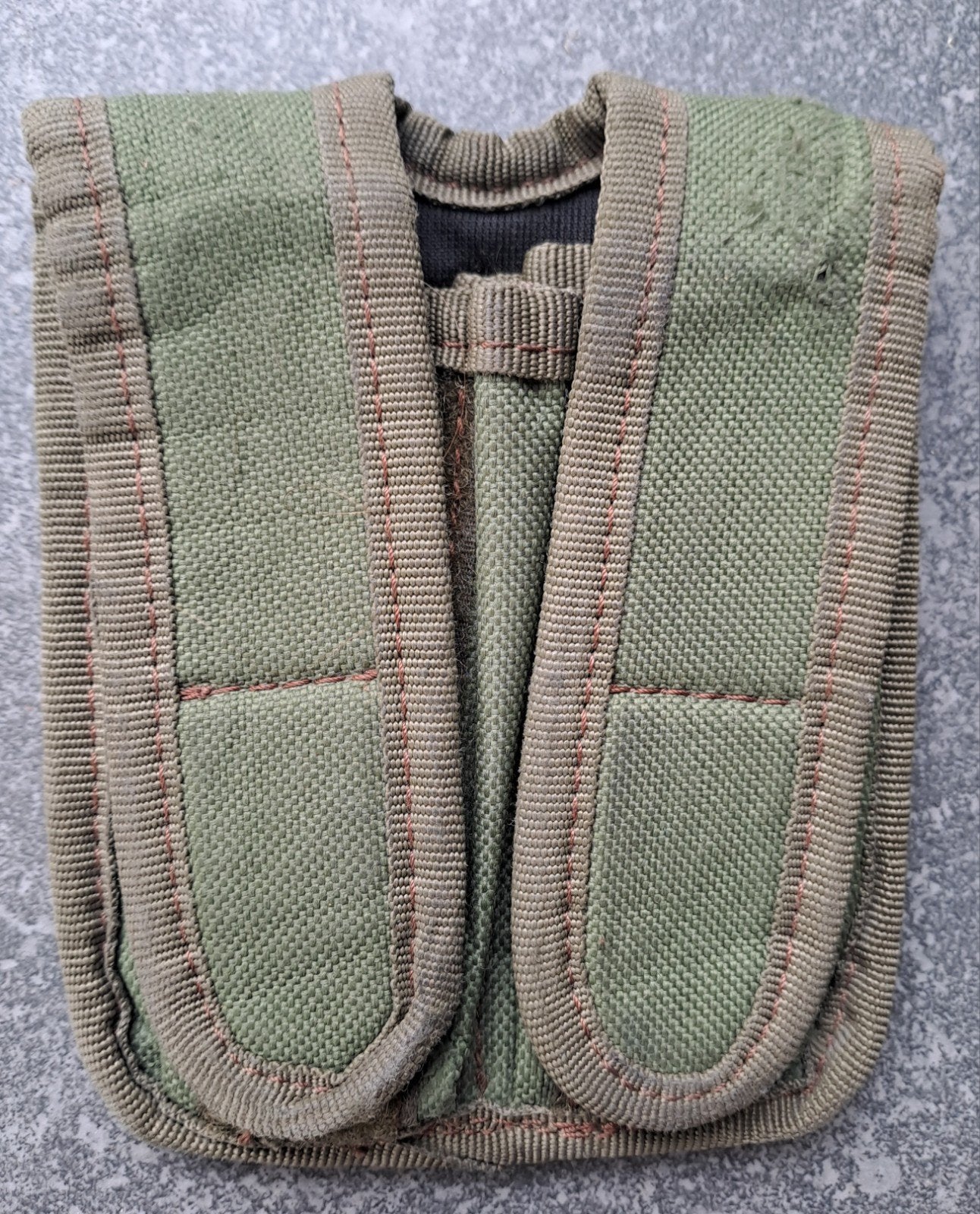 Porte-chargeur double pistolet 9mm, Collections, Enlèvement ou Envoi
