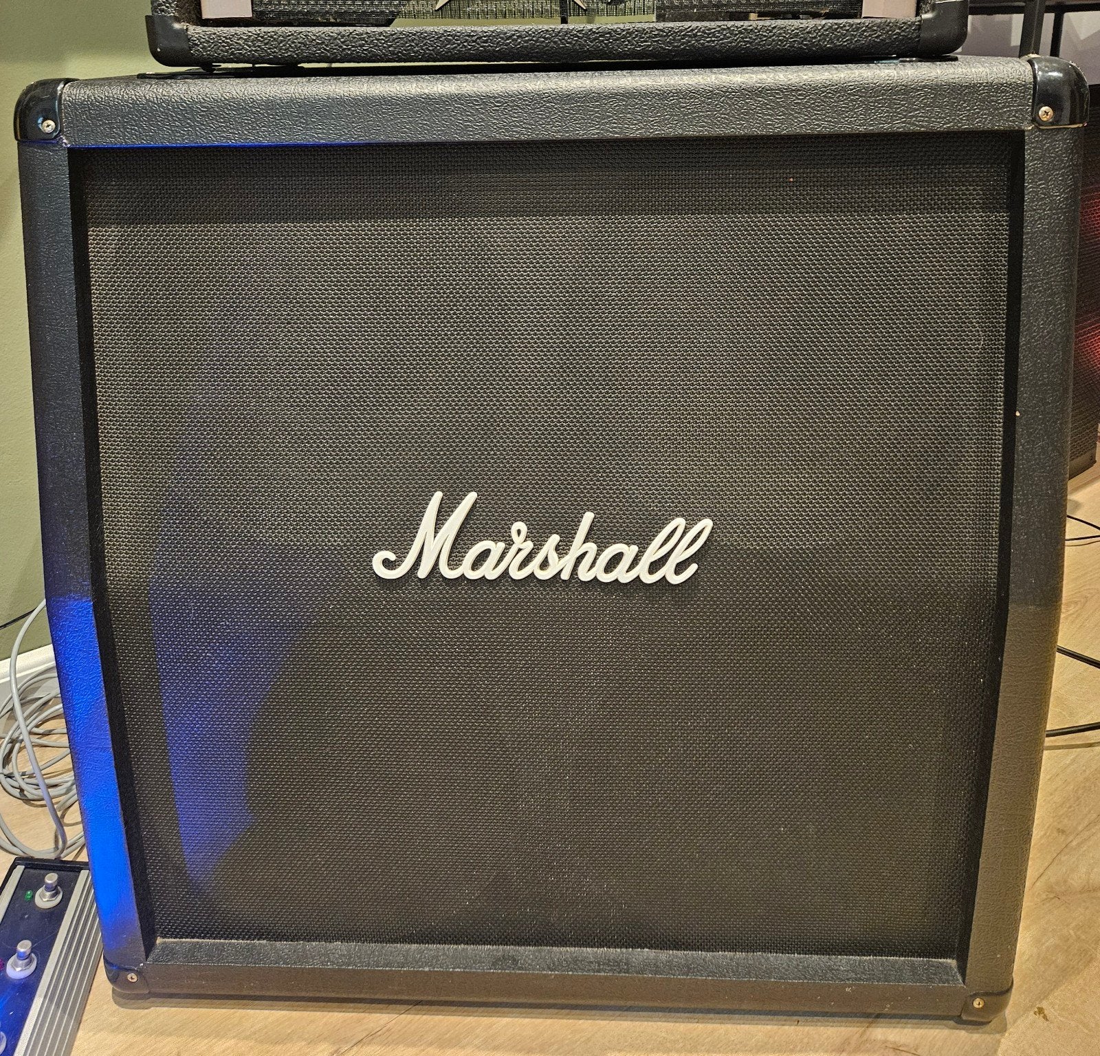 Marshall MG412A – Baffle guitare 412 – 120 W, Muziek en Instrumenten, Ophalen, Zo goed als nieuw, Gitaar, 100 watt of meer