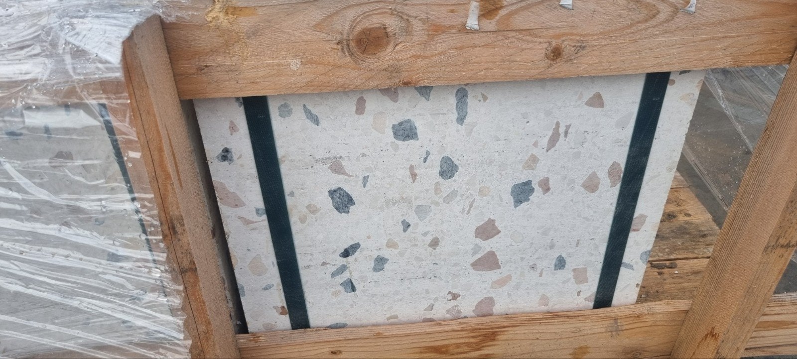 Nieuwe terrazzo/granito tegels 40*40*2 cm – 11,52 m² – 72 s, Bricolage & Construction, Enlèvement