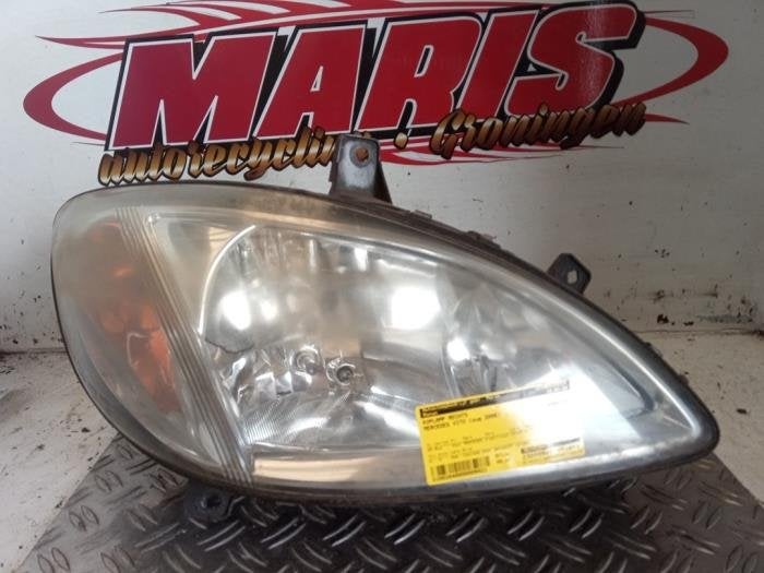 Phare droit d'un Mercedes Vito, Autos : Pièces & Accessoires, Éclairage, -, 3 mois de garantie, Utilisé, -