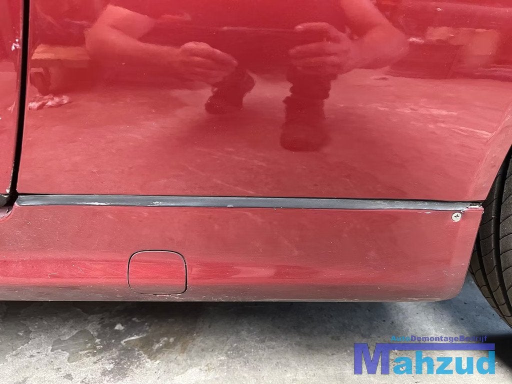 MERCEDES SLK R170 rechts voor zijskirt rubber 2000-2004, Gebruikt, Mercedes-Benz AG, Mercedes-Benz, Mercedesstrasse 120
70372  Stuttgart, DE