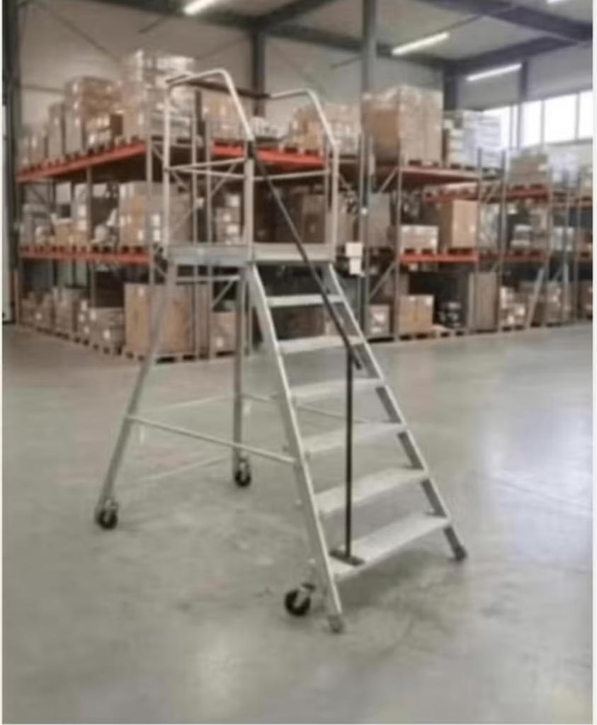 Professionele Platformtrap – Werkhoogte 1,70m, Ophalen, Trap