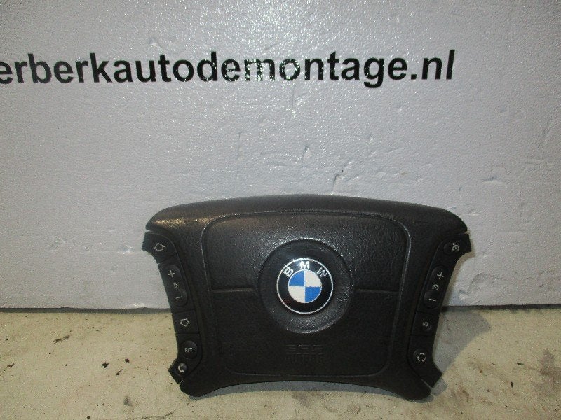 AIRBAG VOLANT BMW 5 serie Touring (E39) (01-1996/05-2004), Utilisé, BMW, Petuelring 130
80809  München, DE, Bayerische Motoren Werke AG