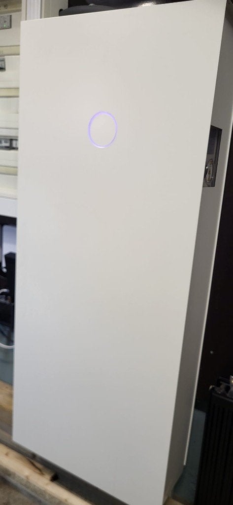 Sonnen Thuisbatterij 11 kWh, Doe-het-zelf en Bouw, Ophalen, Gebruikt, Overige typen, 200 wattpiek of meer