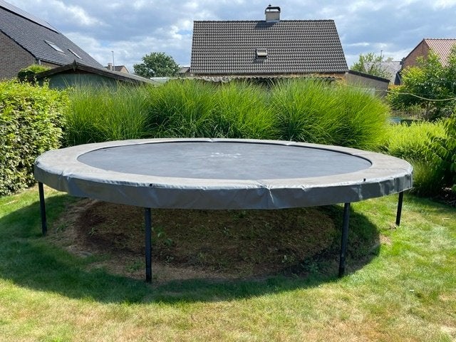 Berg Trampoline 4.30m, Ophalen, Gebruikt