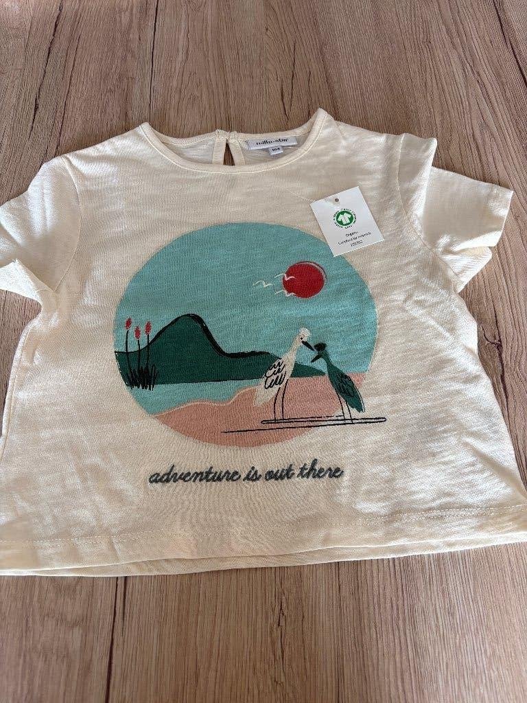 tee-shirt neuf 4 ans, Kinderen en Baby's, Kinderkleding | Maat 104, Overige typen, Meisje, Nieuw, Ophalen of Verzenden